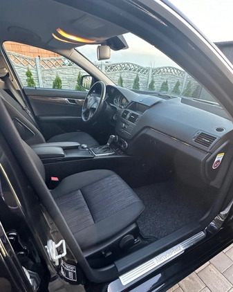 Mercedes-Benz Klasa C cena 38500 przebieg: 172400, rok produkcji 2008 z Dynów małe 79